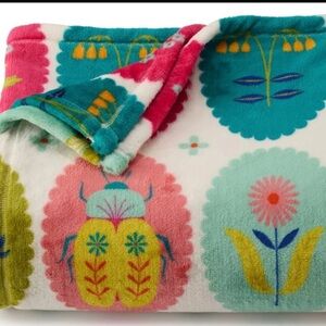 The Big One Garden Plush Throw Blanket
